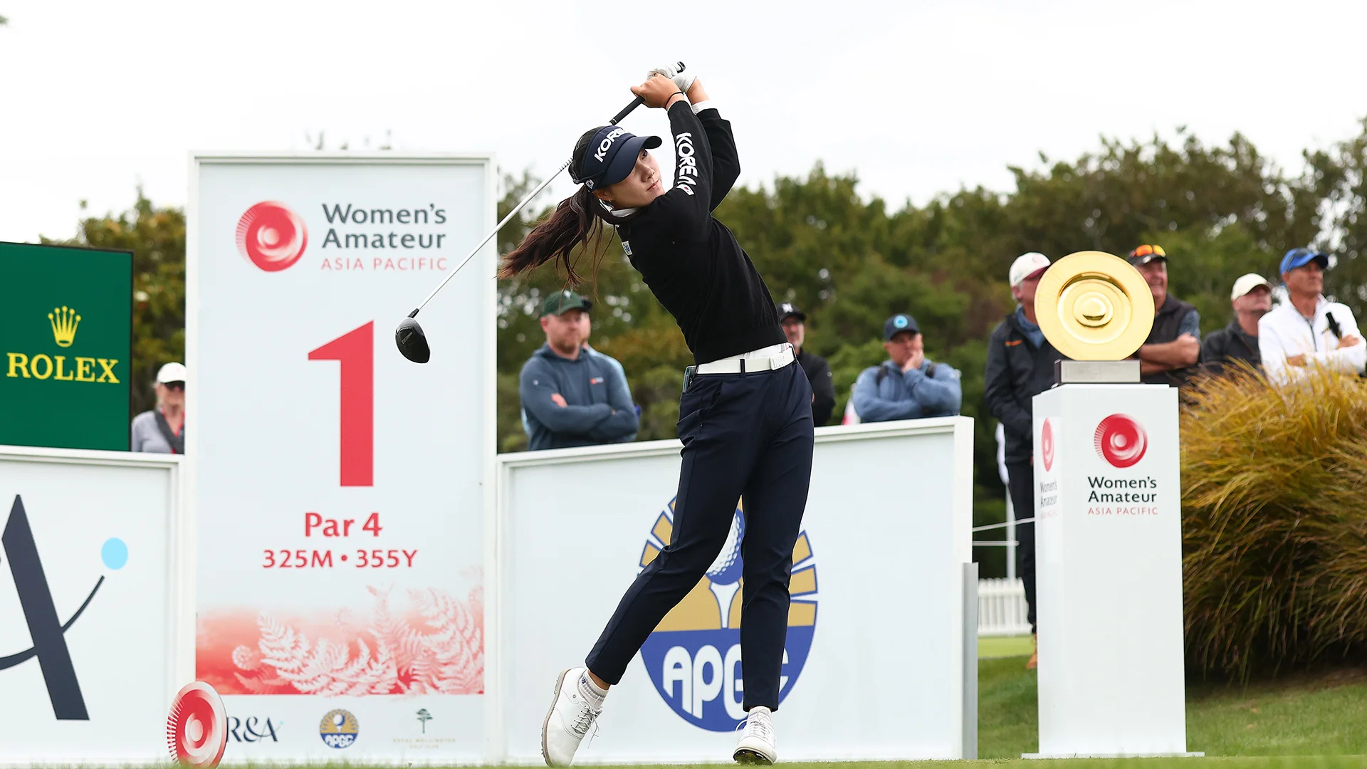 A topsy-turvy third day ultimately ended with Yunseo Yang back where she started at the top of the leaderboard
