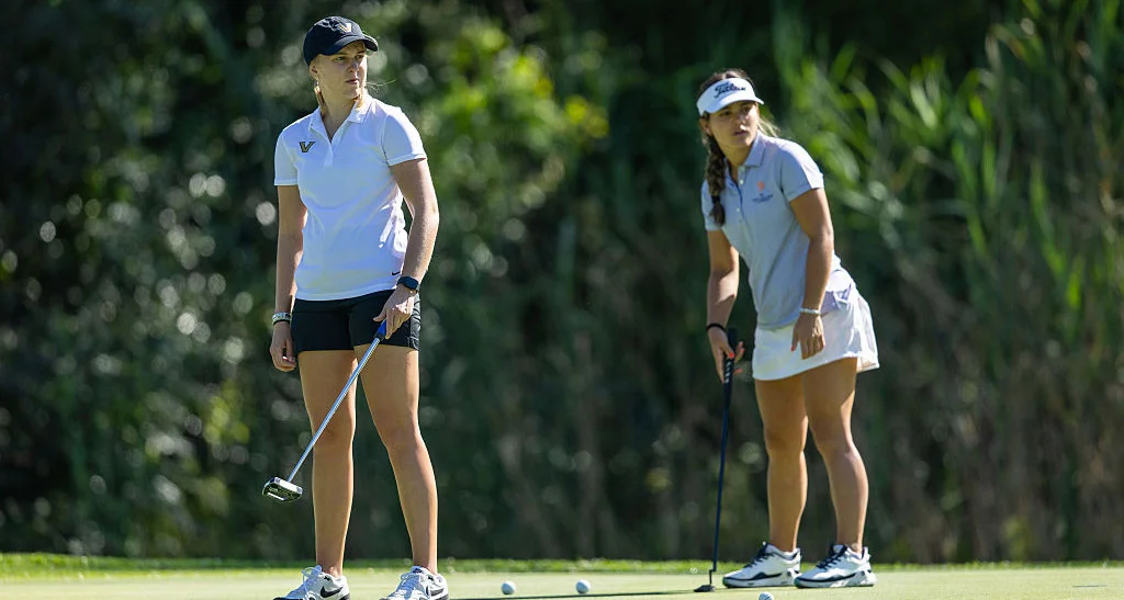 Olivia Wood (left) and Gia Raad (right) of South Africa during a practice round at Royal Johannesburg