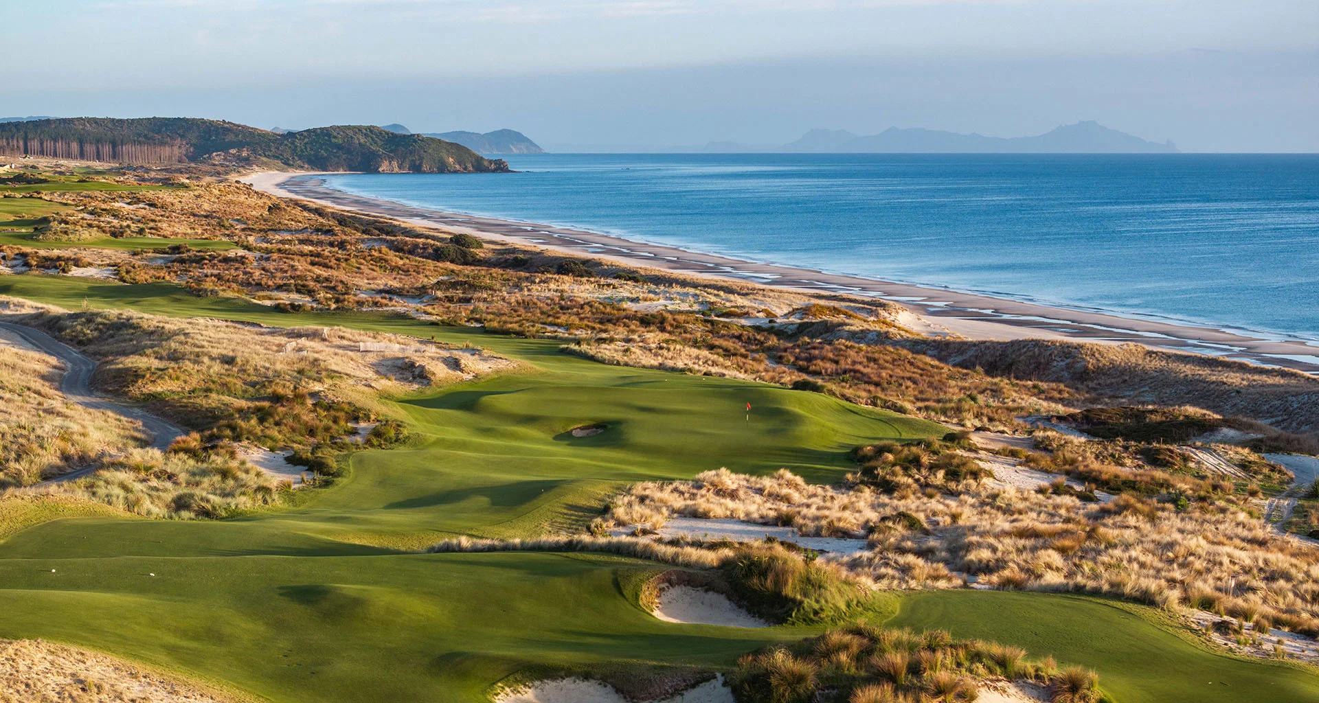Hole 8 at Te Arai Links, host of the 2026 Asia-Pacific Amateur Championship.