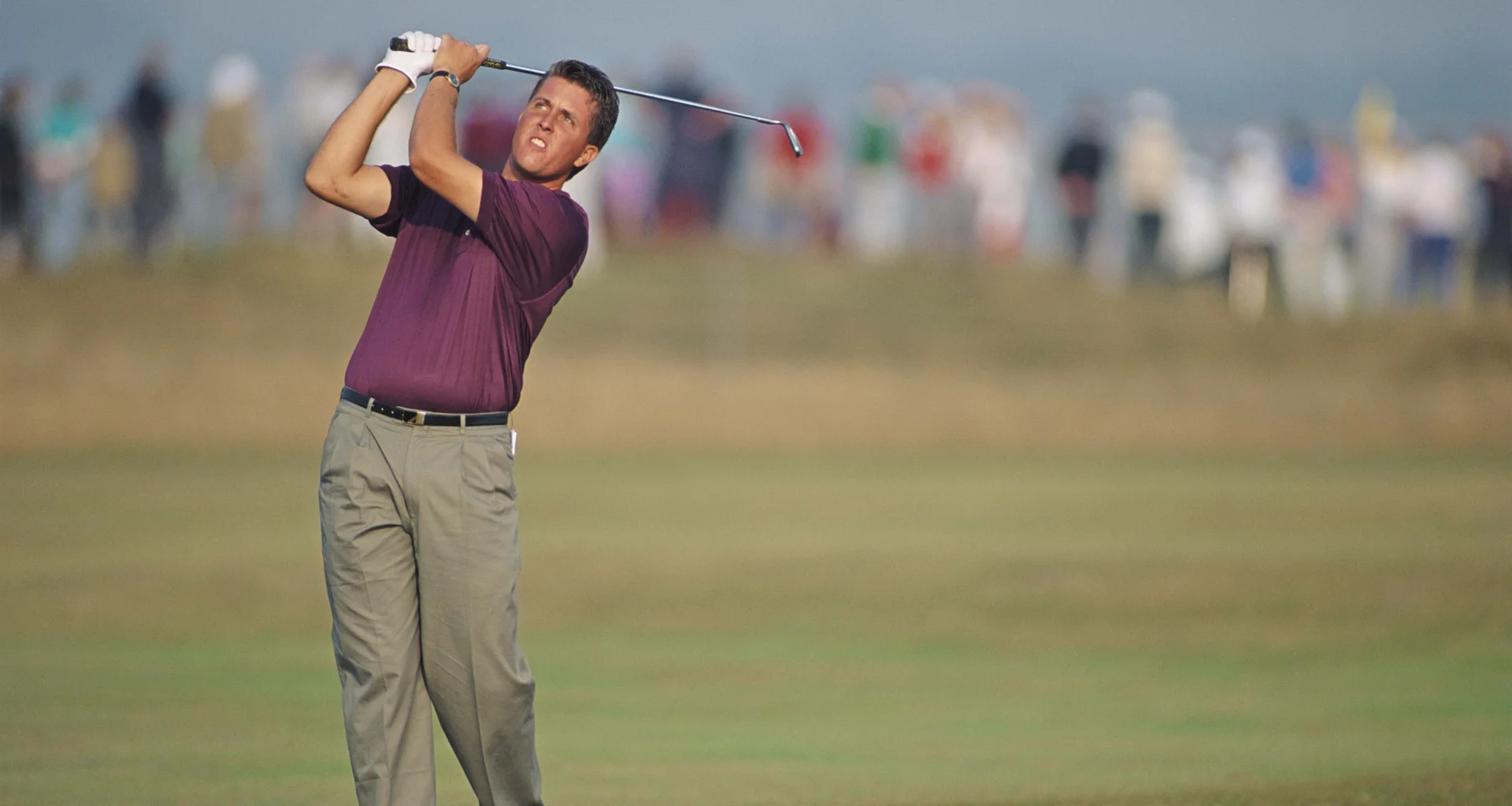 Phil Mickelson in action at The Walker Cup in 1991.