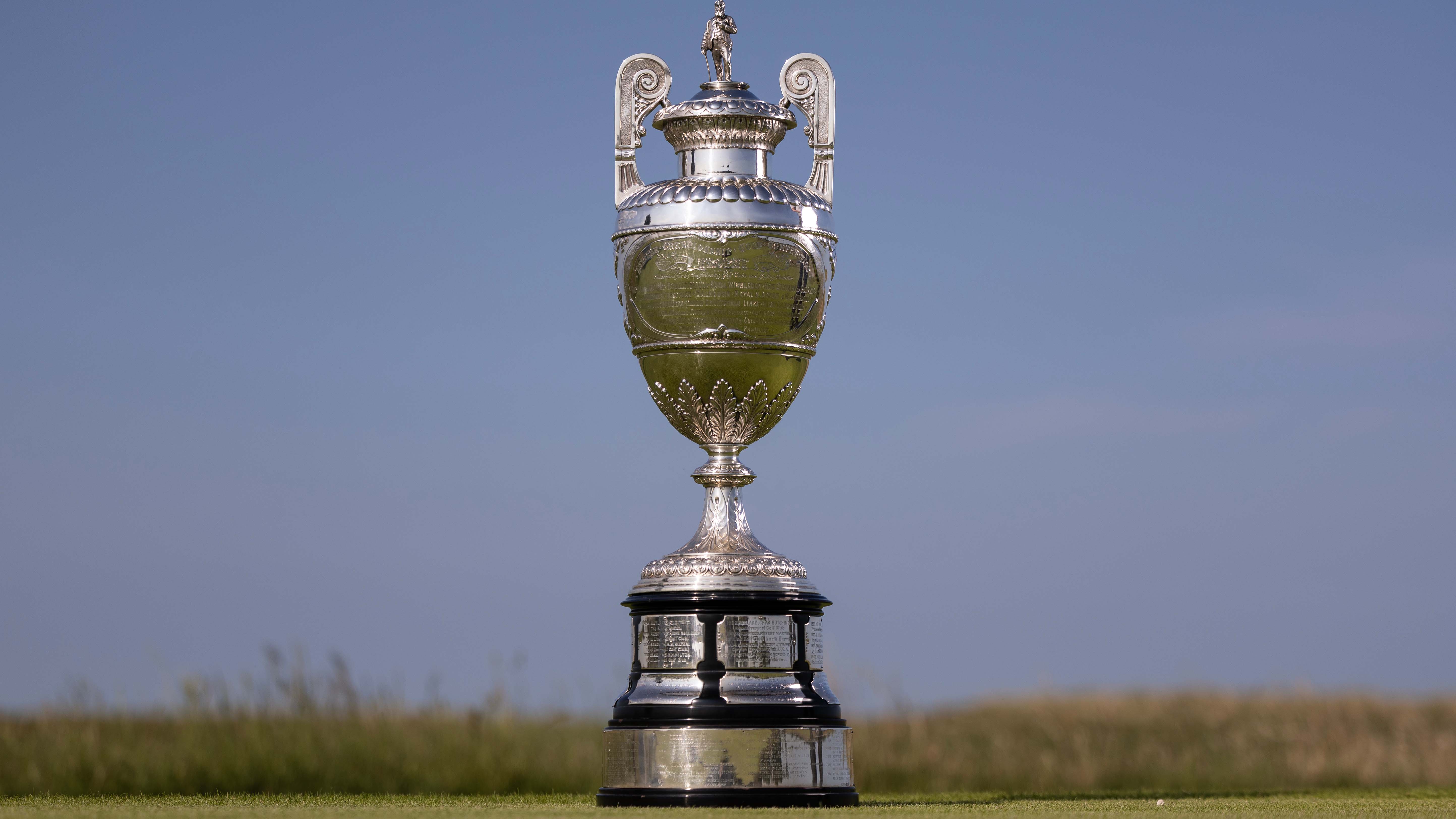 https://assets.randa.org/c42c7bf4-dca7-00ea-4f2e-373223f80f76/6445e1a9-12cb-4f4d-a061-1efa78d624e8/Amateur%20Championship%20Trophy.jpg