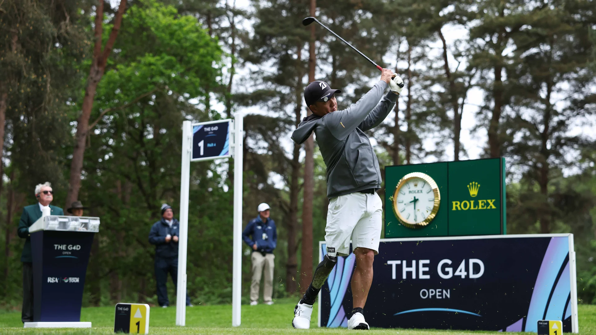 Hayato Yoshida hits the opening tee shot of The G4D Open at Woburn, 2025.