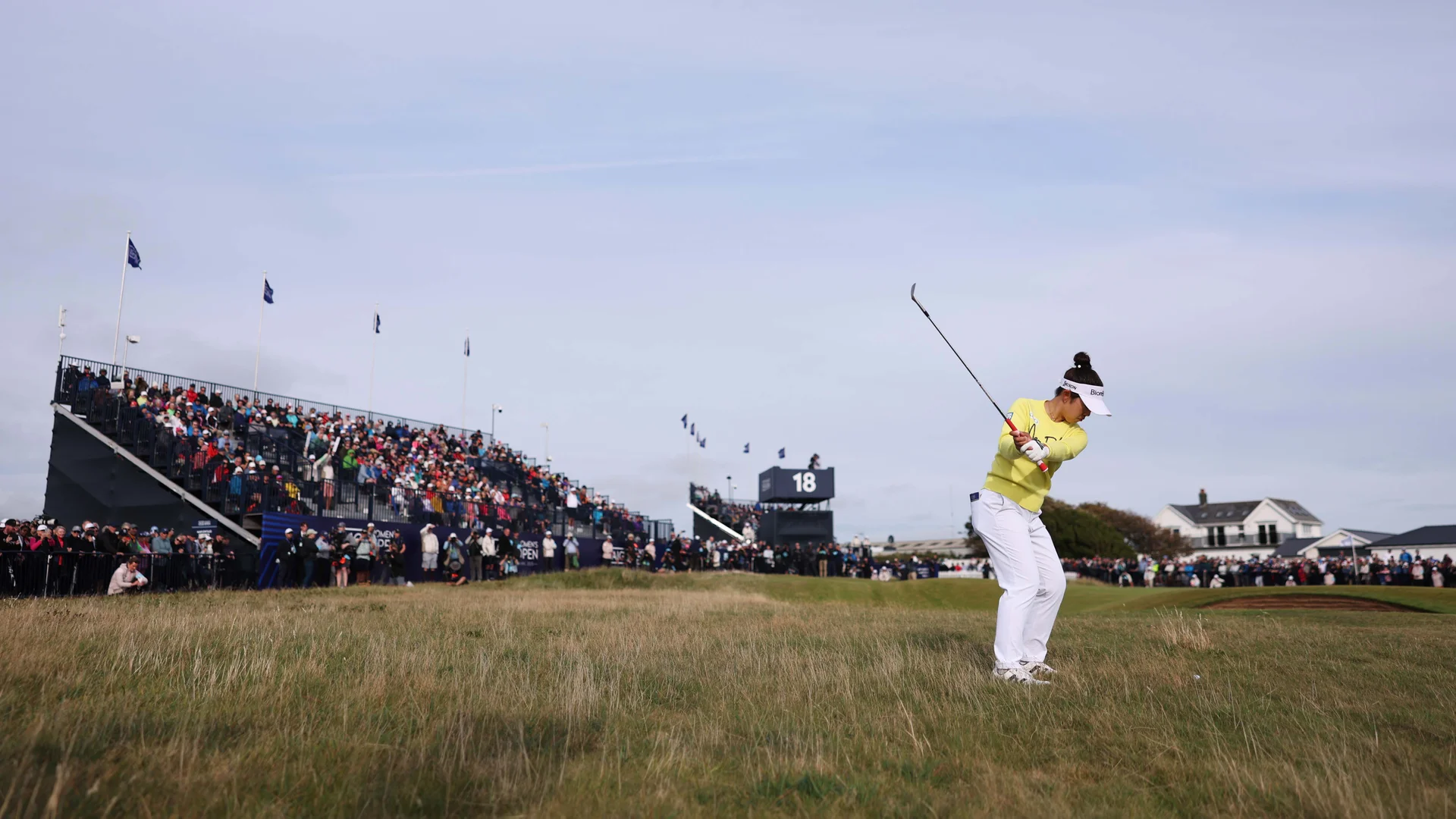 Miyu Yamashita on the 18th hole of her final round of the 2025 AIG Women's Open at Royal Porthcawl