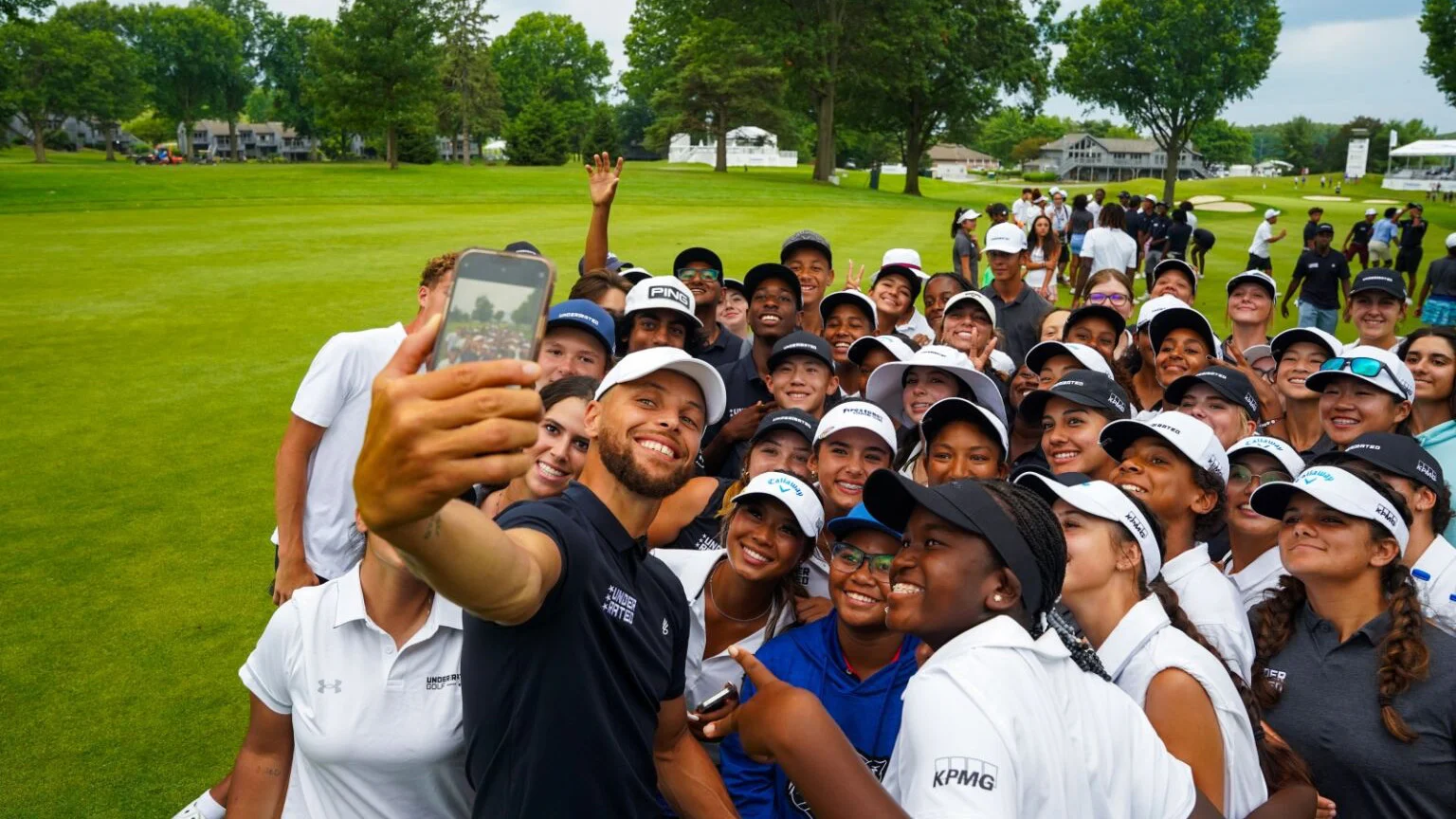 Stephen Curry whose UNDERRATED Golf Tour has partnered with The R&A.